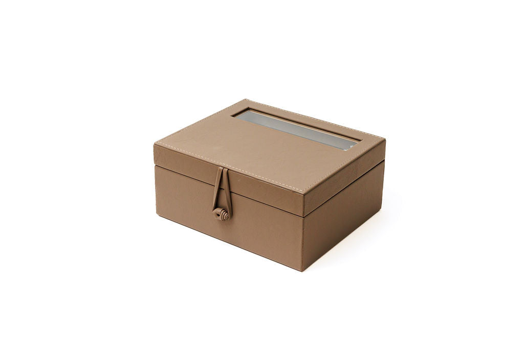 Caja Cubilete, Cartas y Domino