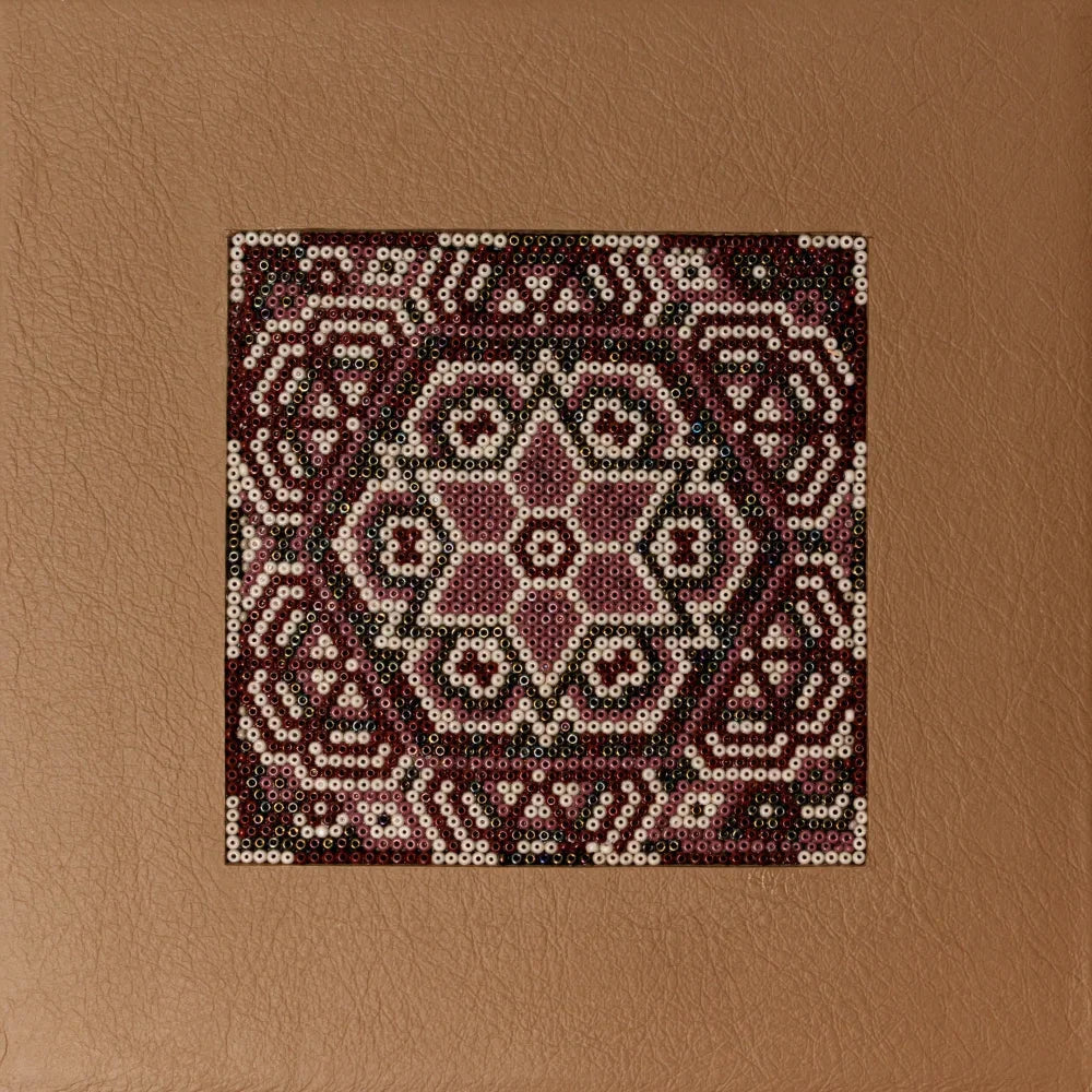 Caja de Té Nudo 9 Div con Huichol Huichol / Taupe Té