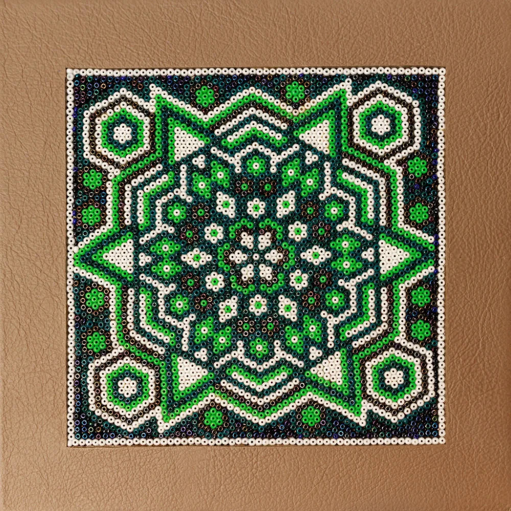 Caja Cubilete Cartas y Domino con Huichol - Juegos