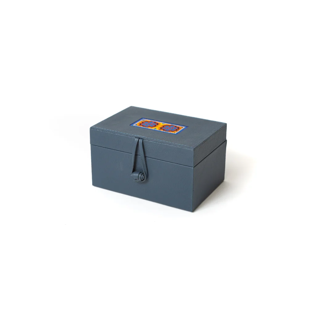 Caja Cubilete y Cartas con Huichol - Juegos