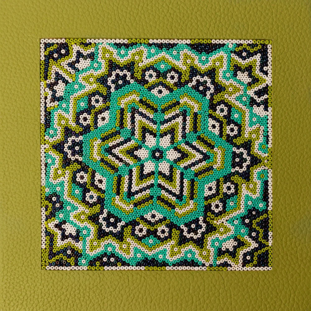 Caja de Nespresso 30 Capsulas Vertuo con Huichol - Verde Limón / Herraje - Té