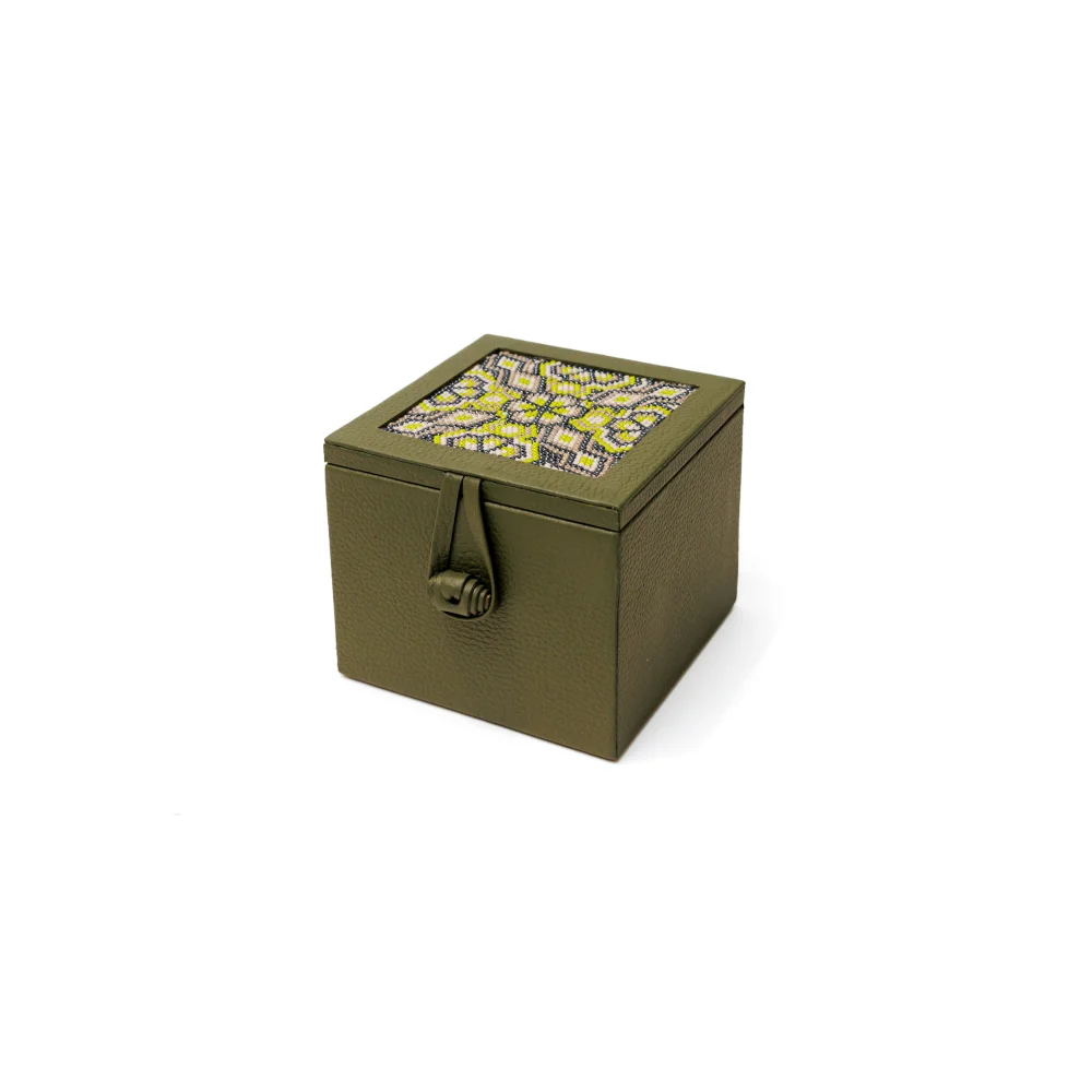Caja de Té Nudo 1 Div con Huichol Verde Olivo Té