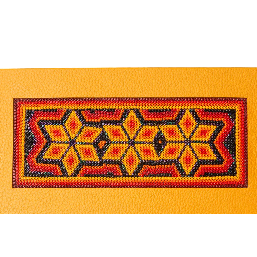 Caja de Te Nudo 3 Div con Huichol