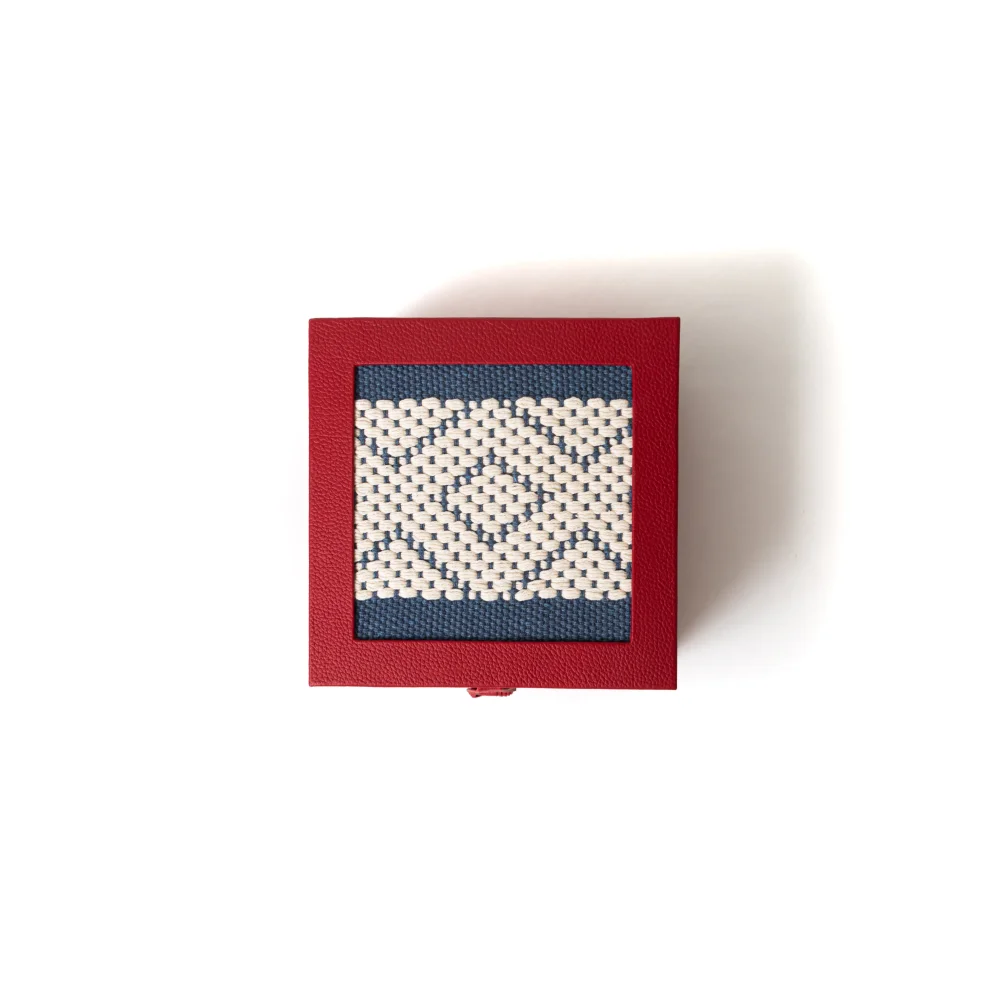 Caja de Te Nudo 4 Div con Telar - Té