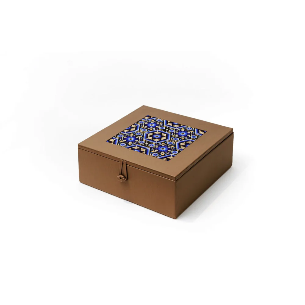 Caja de Té Nudo 9 Div con Huichol - Té