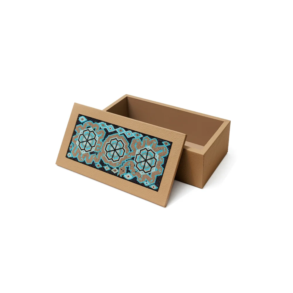 Caja Rectangular Grande con Huichol