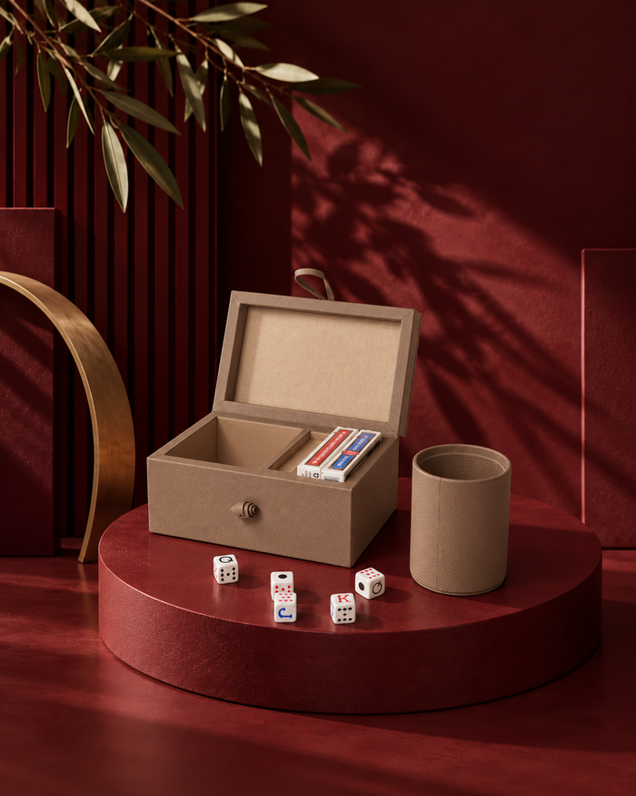 Caja Cubilete y Cartas